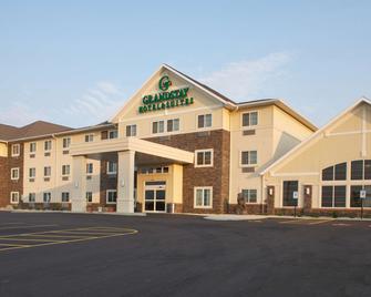 Grandstay Hotel & Suites, Mount Horeb-Madison - Mount Horeb - Building