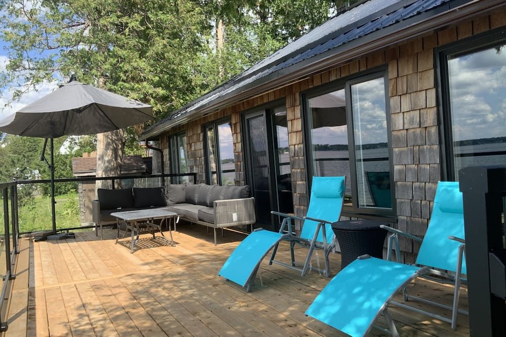 Legacy House - waterfront on Bay of Quinte with spectacular sunsets - Napanee - Patio
