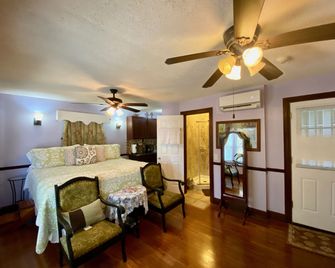 Penny Farthing Inn - St. Augustine
