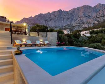 Villa Vivace with pool - Brela - Piscină