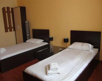 Reno Hotel - Odesa - Bedroom