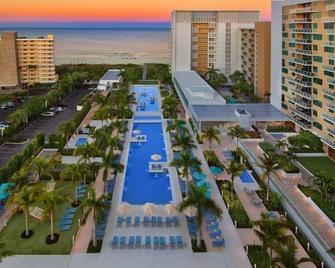 Marriott's Crystal Shores Luxury 2Bd Villa - Marco Island - Building