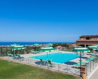 Holiday Home Il Corbezzolo-2 by Interhome - San Vincenzo - Pool