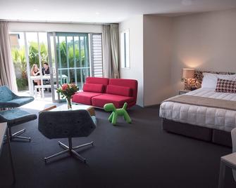 Navigate Seaside Hotel & Apartments - נפייר - חדר שינה