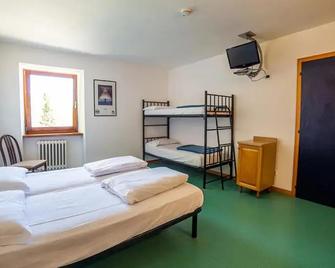 Hotel Martinella - Serrada - Bedroom