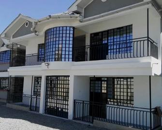 Pottersvilla Furnished Rental Apartment - Nakuru - Gebäude