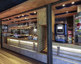 ibis budget Cahors - Cahors - Bar