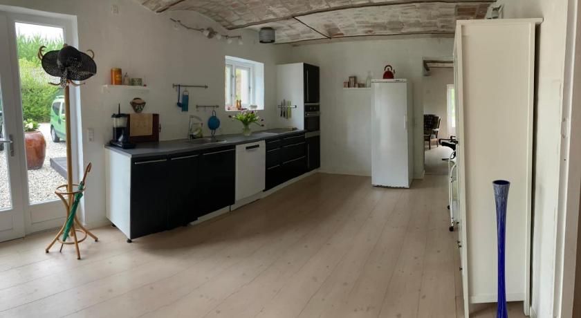 Under Regnbuen, dit fristed på Hærvejen – Silkeborg
