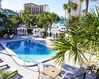 Ivory Sands Beach Suites - Honeymoon King Jacuzzi Suite - Clearwater