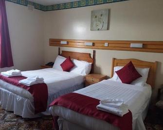Anno Santo Hotel - Galway - Bedroom