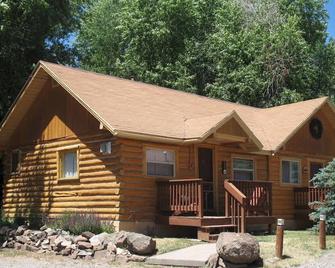 Ute Bluff Lodge, Cabins & Rv Park - South Fork - Gebäude