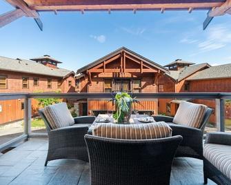 Carmel Beach Private Lodges - Unit #23. Third row, 3 bedroom lodge. - Blind Bay - Balcony