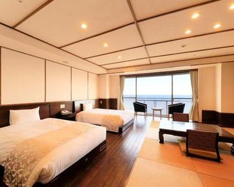 Kkr Hotel Atami - Atami - Bedroom