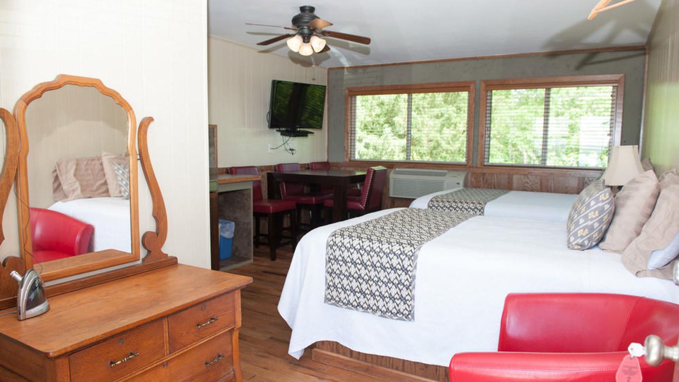 Beaver Lakeview Resort