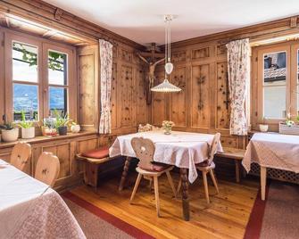Baumgartnerhof Appartment Magnolie - Algund - Restaurant