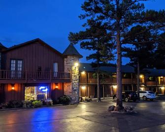 鄉村山區旅館 - 尤里卡斯普林斯 - 建築