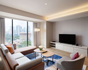 Swissôtel Living Jakarta Mega Kuningan - Cakarta - Oturma odası