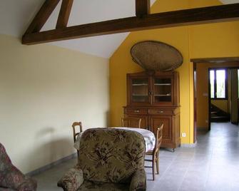 Gite Dompierre-sur-Besbre, 3 bedrooms, 6 persons - Dompierre-sur-Besbre - Salle à manger