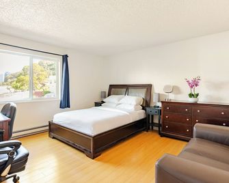 Modern 3 Bedroom Suite with AC for Family and Work group - Albany - Bedroom