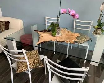 Alla corte dei Caretto - Neive - Salle à manger