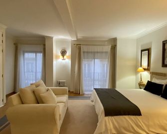 Downtown by Check-in Portugal - Faro - Bedroom