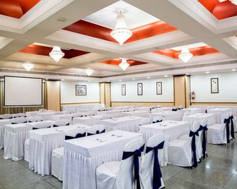 Hotel Tip Top Plaza - Thane - Bankettsaal
