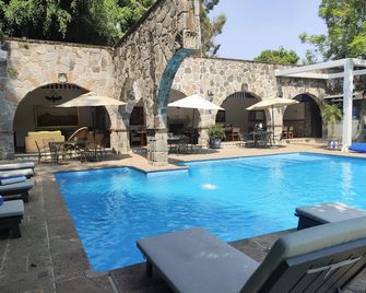 Casa de las Conchas Cuernavaca - Cuernavaca - Piscina