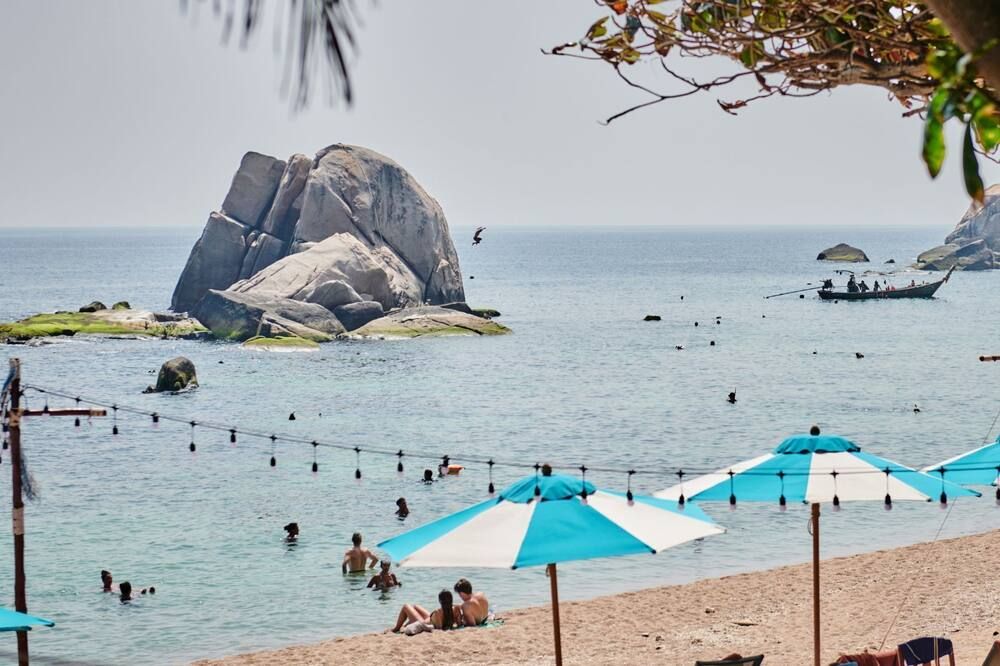 لوب دي كوه تاو تانوتي باي - كو تاو - شاطئ