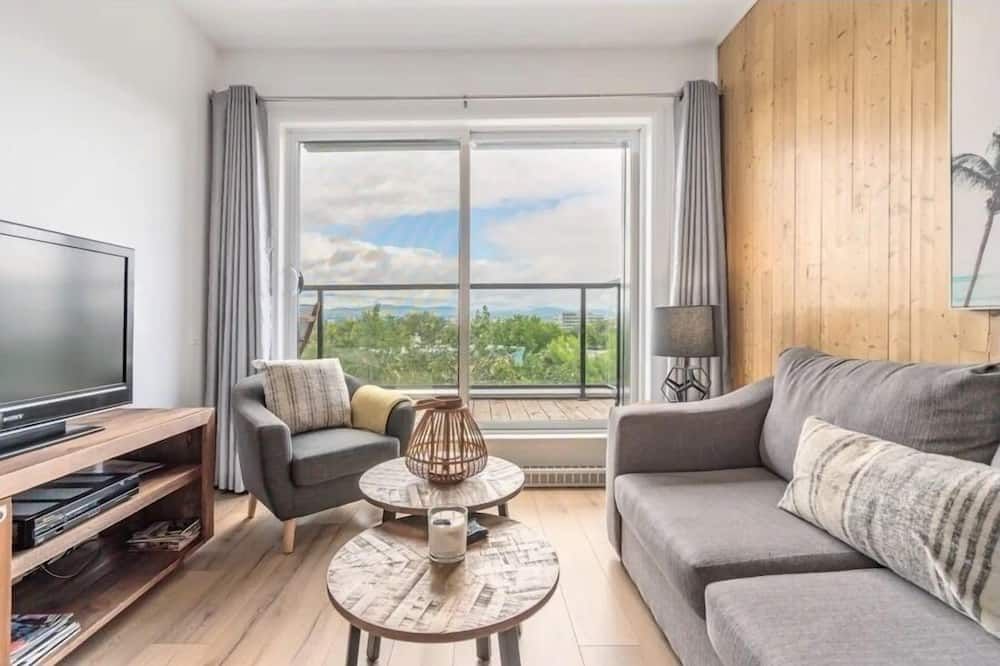 Initial / Wave + Parking / Centre-Ville De Quebec - קוויבק סיטי - סלון