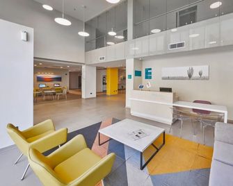 City Express Suites by Marriott Silao Aeropuerto - Silao