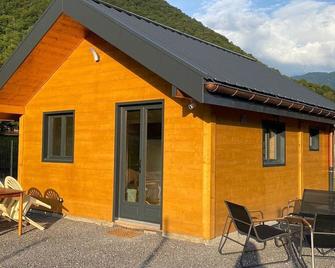 Chalet Cosy neuf sur terrain privé clôturé 600m2 - Faverges - Patio
