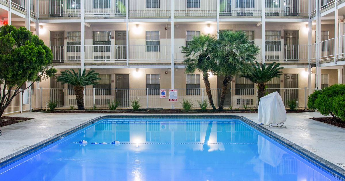 Studio 6 San Antonio Lackland Afb from 46. San Antonio Hotel Deals