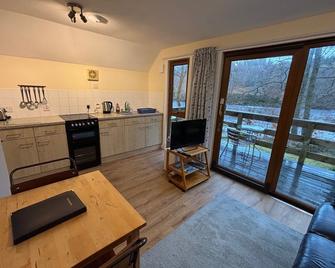 Burnbank Lodges - Spean Bridge - Kitchen