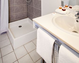 Séjours & Affaires La Rochelle Les Minimes - La Rochelle - Baño