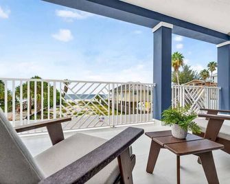 Blue Pearl - Coffeyville - Balcony