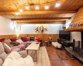 Chalet le Persan Courchevel 10 pl - Courchevel - Living room