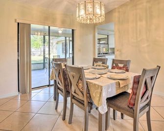 3 Mi to Philippe Park and Pier Stunning Retreat - Safety Harbor - Dining room