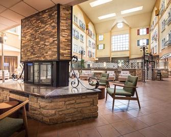 Hotel Chateau Bromont - Bromont - Lobby