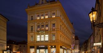 Ventana Hotel Prague - Prague - Building