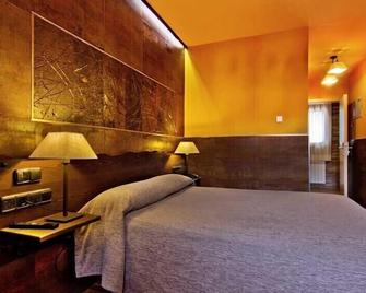 Hotel Doña Blanca - Albarracín - Bedroom
