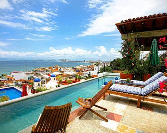 كاسا بانتشا بويرتو فالارتا سينترو - لبالغن أنلي - بورتو فولارتا - حوض السباحة