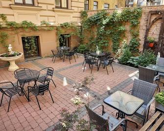 Stabu Seta Residence - Ryga - Patio