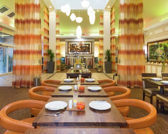 Hilton Garden Inn Jacksonville-Airport - ג'קסונוויל - מסעדה