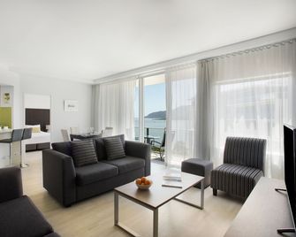 Mantra Trilogy Cairns - Cairns - Living room