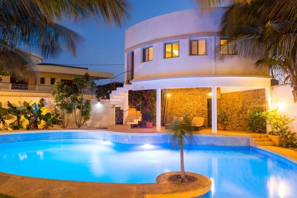 La Résidence - דקר - בריכה