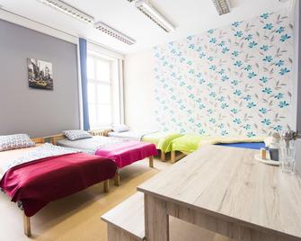 Hostel Krasnal Market Square Wroclaw - Wroclaw - Phòng ngủ