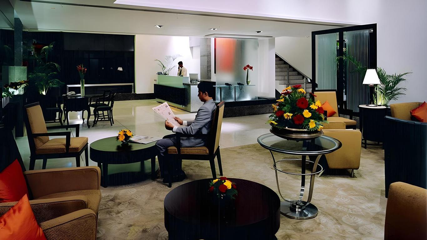 هوتل سنتوريون إن