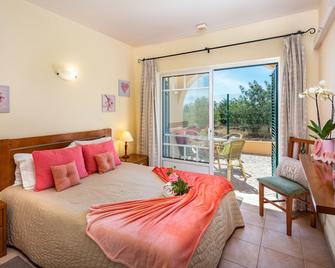 Apartamentos Monte dos Avós, Albufeira - Albufeira - Bedroom