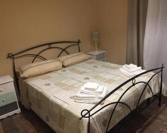 Casa della Nonna Pasqua - Tarento - Habitación