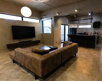 730hotels. - Kabira - Sala de estar